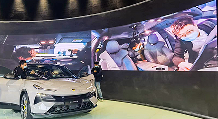 �Ϻ�ĳ����