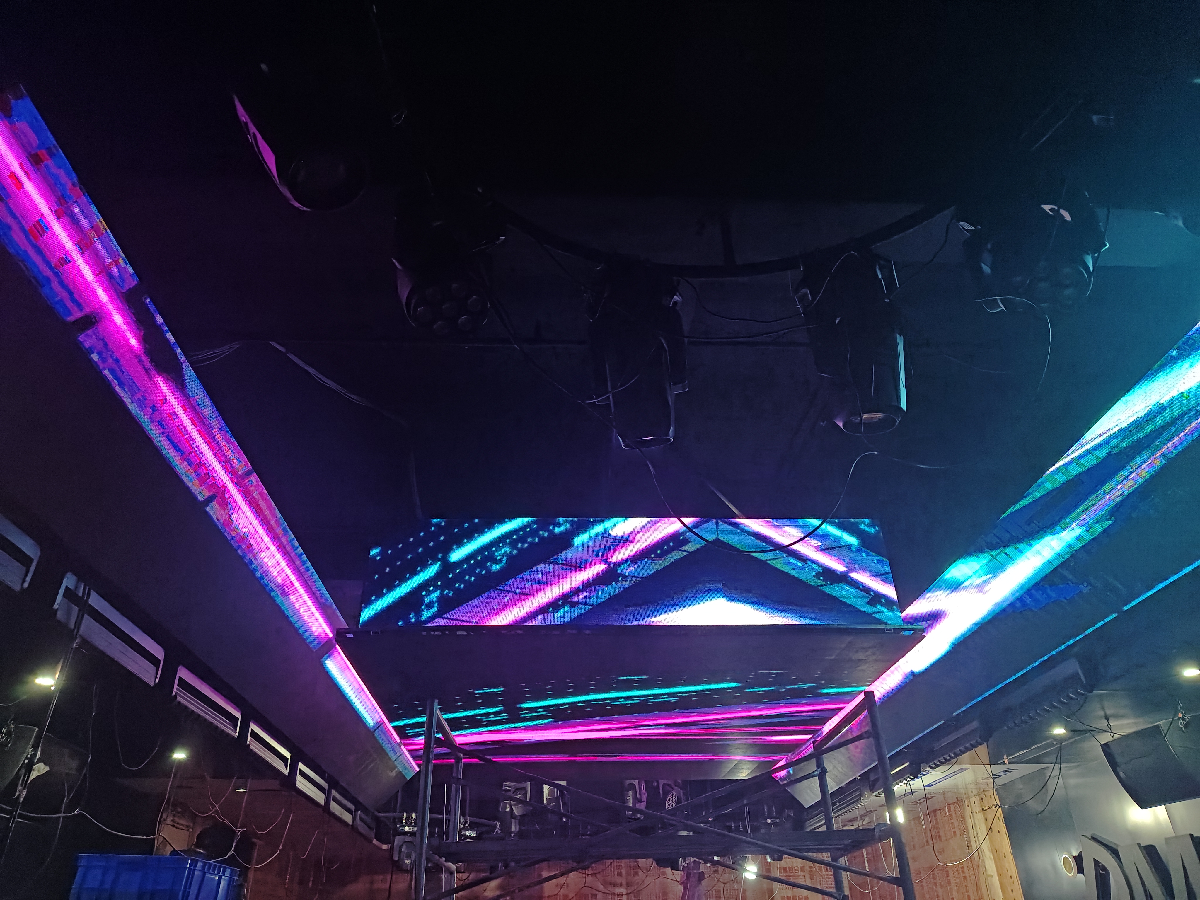 ���˾ư�DM808CenterClub