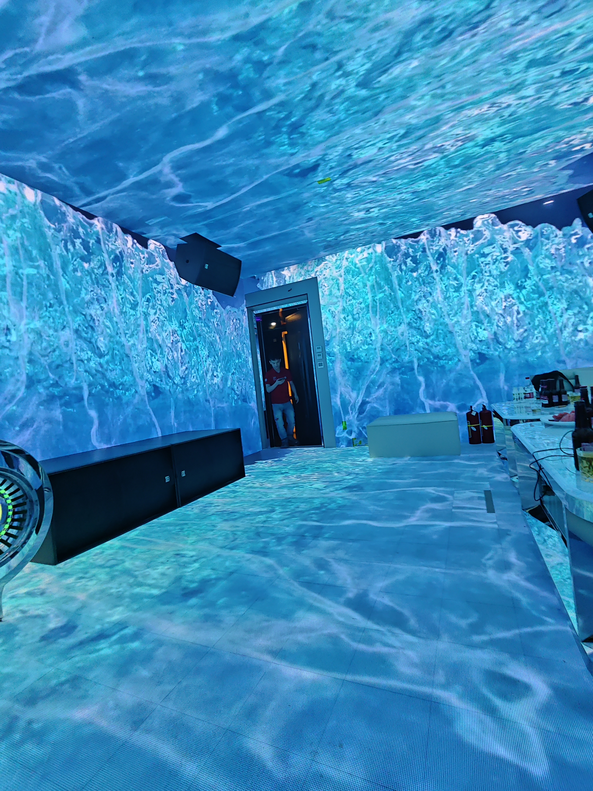 �����ǿ�PARTY-6D����ʽKTV