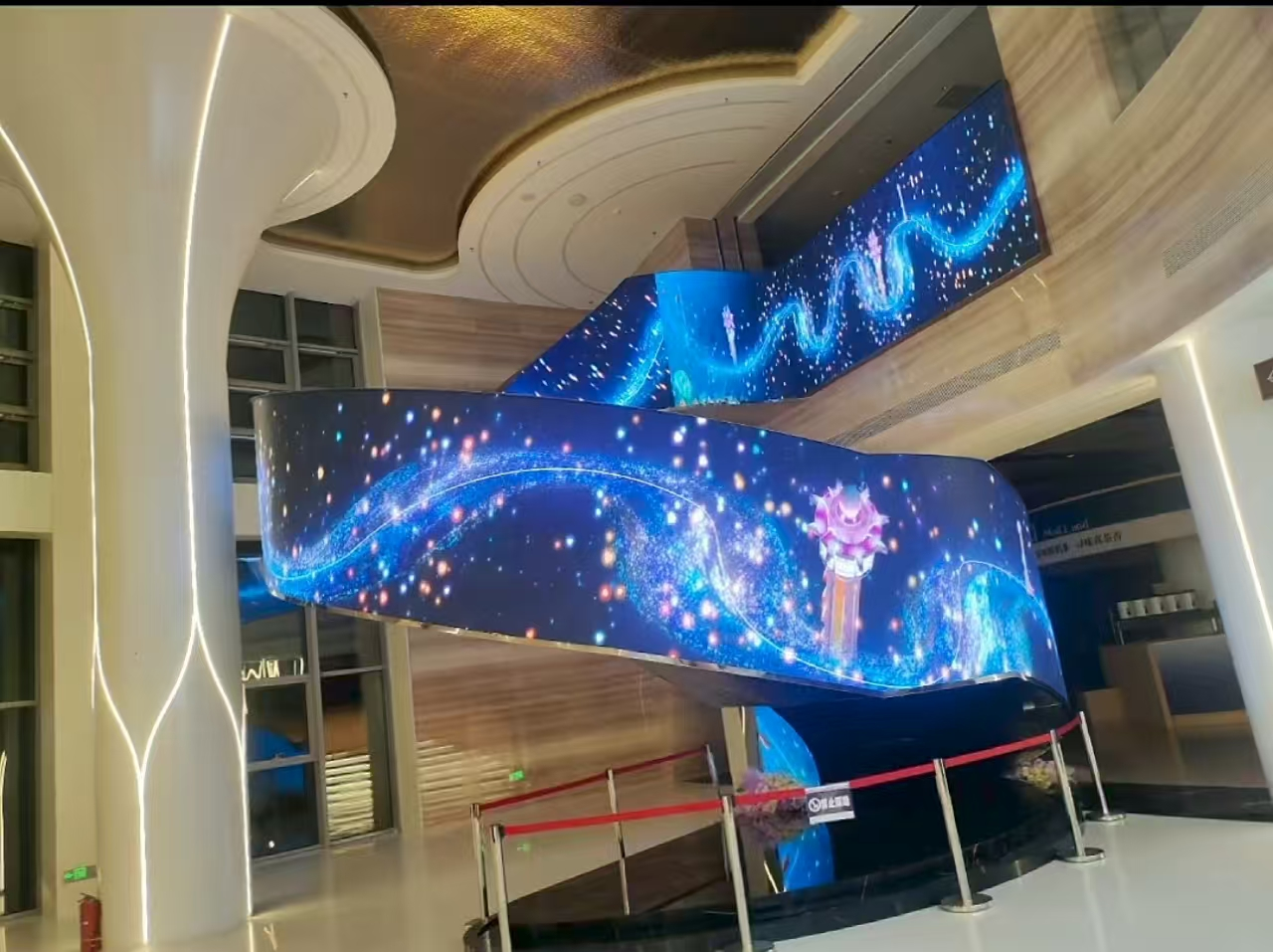 �Ӽ���ת¥��