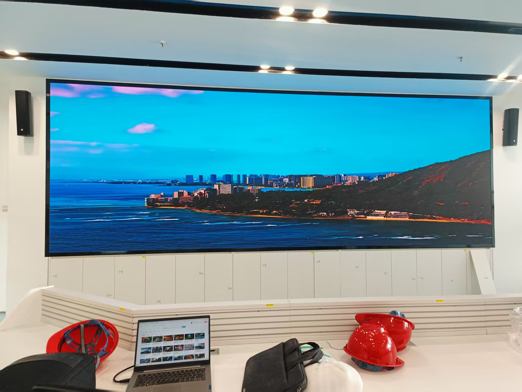 ����ʡ������