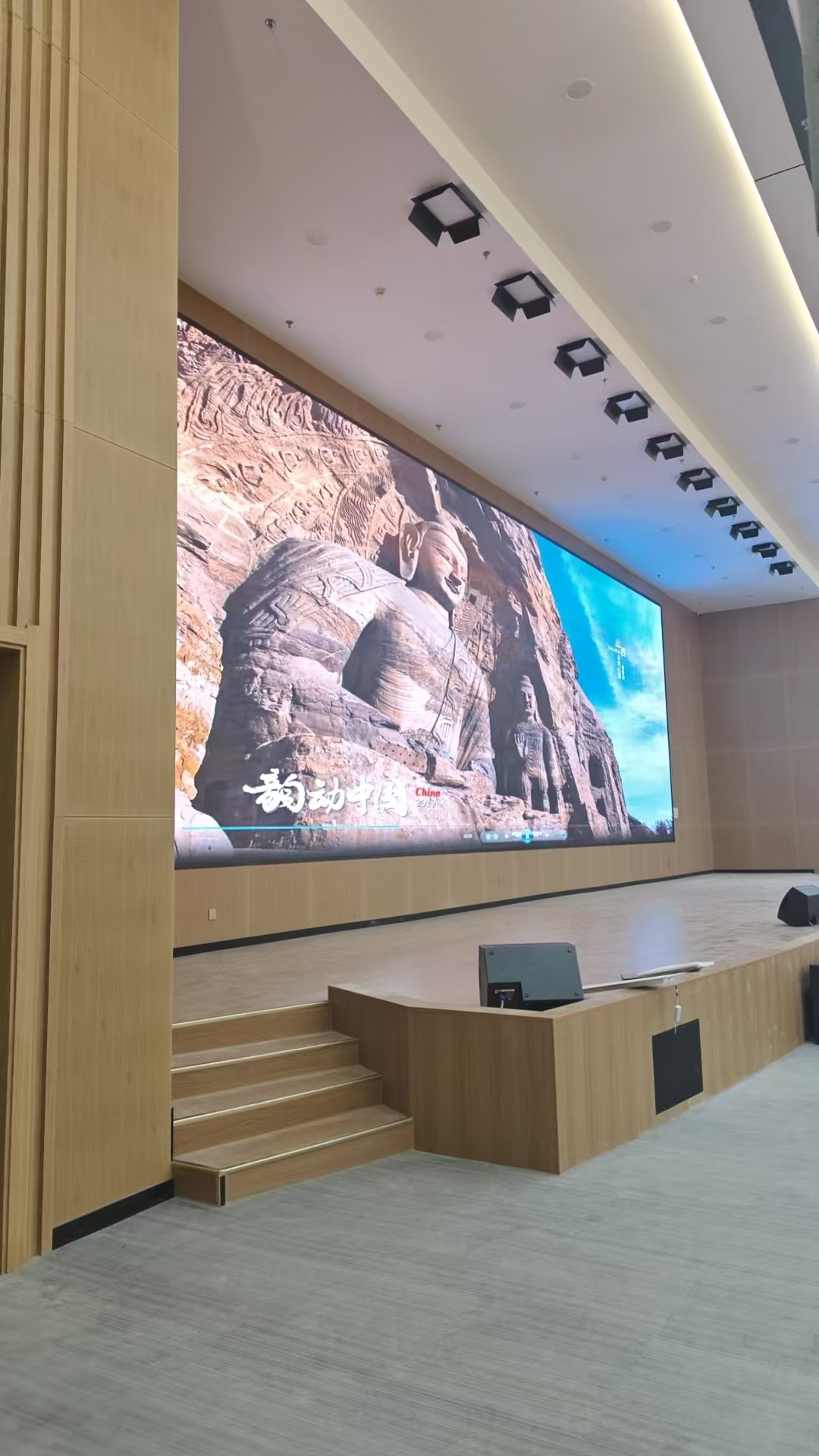 ����ĳ��У������