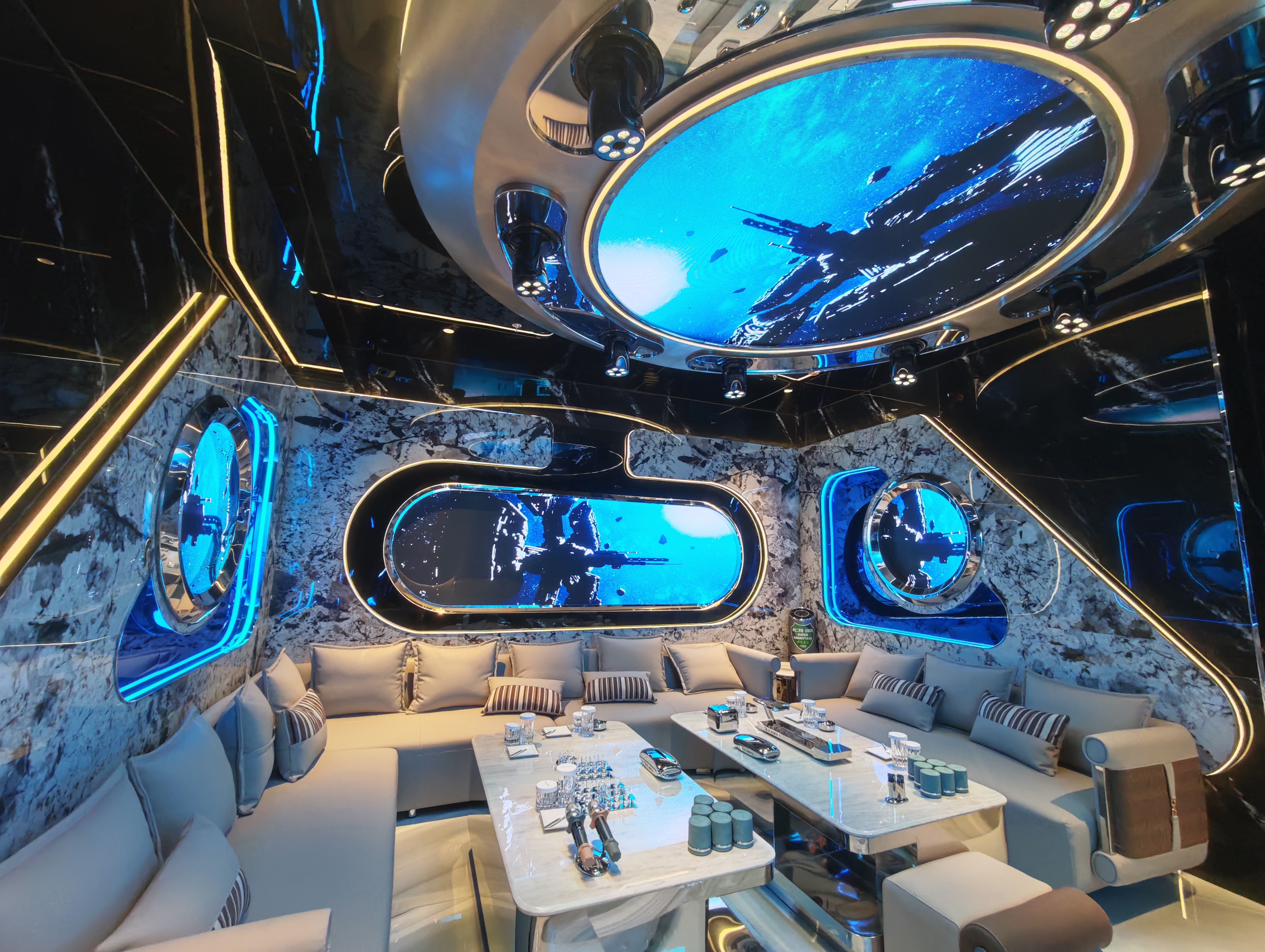 ����ʡ�ߺ���ΰ�ǡ��������ù㳡�¿���PARTY-K